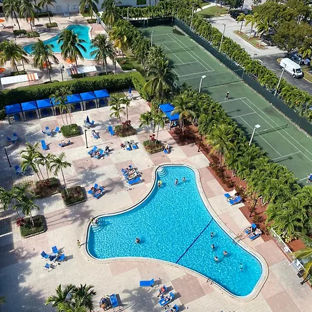 Stunning Apt! Oceanview! Parking Included Sunny Isles Beach Exterior photo