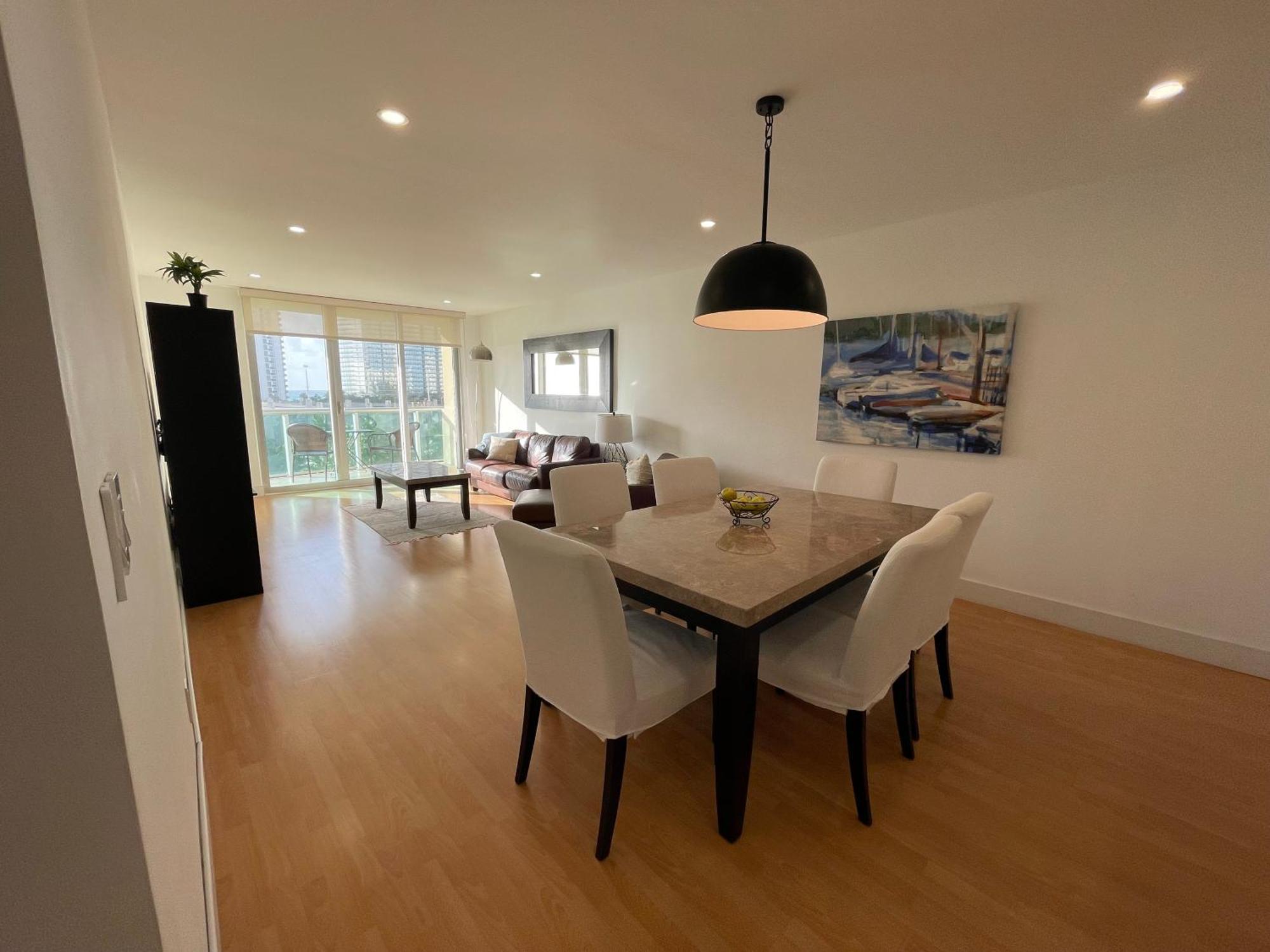 Apartamento Stunning Apt! Oceanview! Parking Included